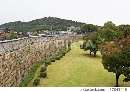Suwon Hwaseong Suwon Hwaseong 57845446