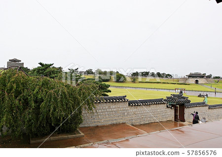 Suwon Hwaseong Suwon Hwaseong 57856576