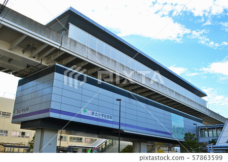 都川區日暮裡日光小學站前，荒川區東急市的Toneri Liner 57863599