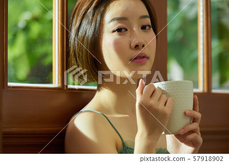 Female Lifestyle Female Lifestyle 57918902