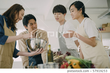 男女生活方式美食 57919253