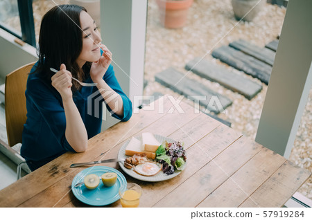 女性生活方式飲食 女性生活方式飲食 57919284