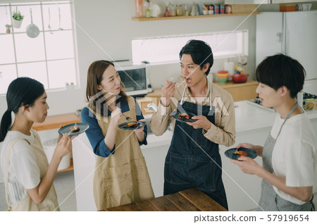 男女生活方式美食 男女生活方式美食 57919654