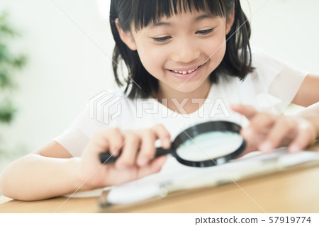 Child girl study 57919774