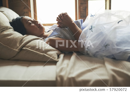 Girl child dress 57920072