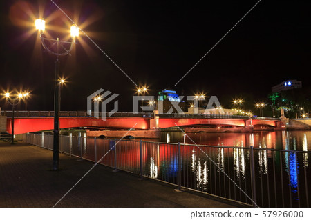[Hokkaido] Night View of Kusumai Bridge (Kushiro) 57926000
