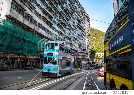 港島太鼓站周圍的香港電車 港島太鼓站周圍的香港電車 57928394