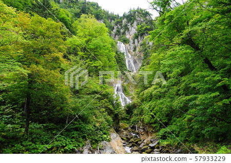 September Higashikawacho 49 Hagoromo Falls, Tenjinkyo 57933229