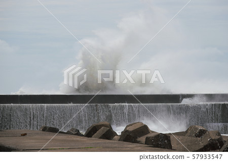 Aki fishing port 57933547