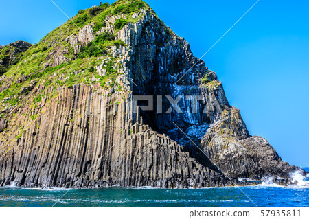 Ashiya Daimon View from a pleasure boat [Itoshima City, Fukuoka Prefecture] 57935811