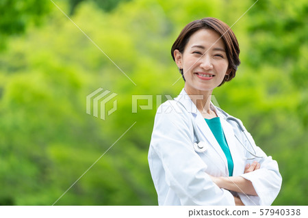 女醫生醫學圖像 57940338