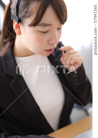 女行動 57941565