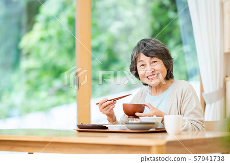 Senior, grandmother, senior Senior, grandmother, senior 57941738