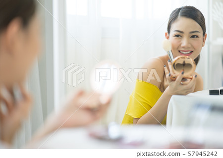 Women beauty Women beauty 57945242