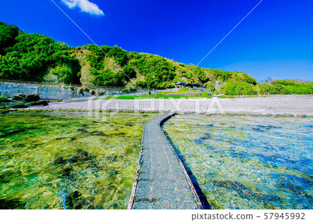 臺灣綠島自然景觀Asia Taiwan green island natural landscape 57945992