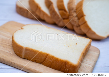 close up sliced whole grain bread 57946867