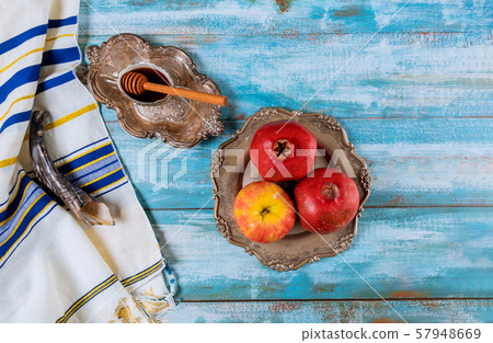 Honey, apple and pomegranate traditional holiday Honey, apple and pomegranate traditional holiday 57948669