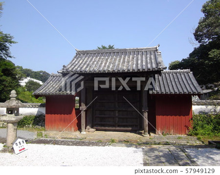 Tsushima lord sect's grave gate Tsushima lord sect's grave gate 57949129