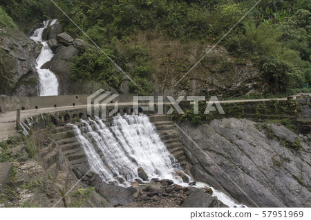 Big waterfall on Gangtok Lachun road, Sikkim, India 57951969