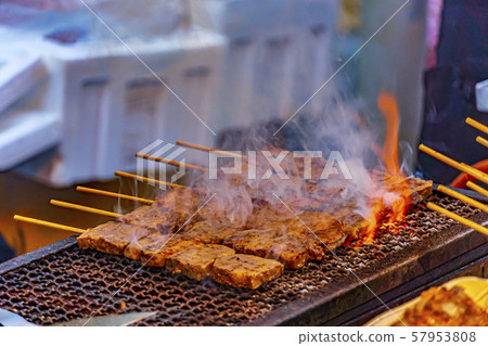 Yatai beef skewers Yatai beef skewers 57953808