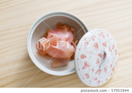 Pickled ginger with sweet and vinegar Pickled ginger with sweet and vinegar 57953944