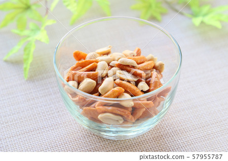 Kaki no Tane　 57955787