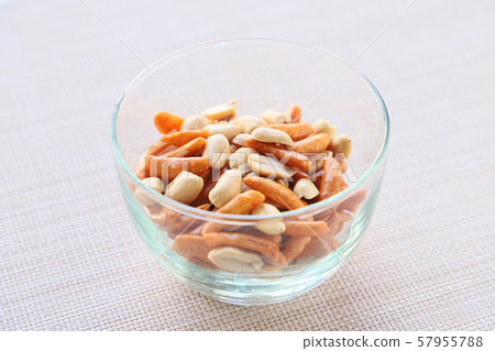 Kaki no Tane　 57955788