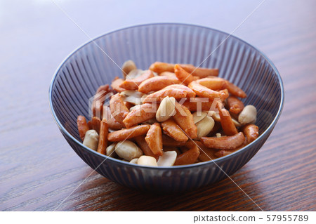 Kaki no Tane　 57955789