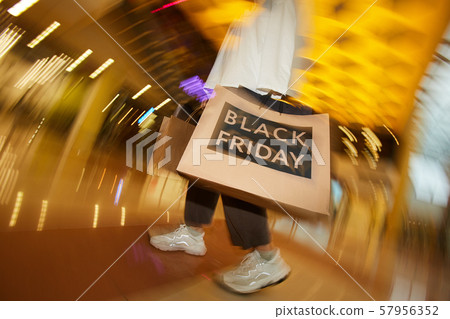 Shopping day in the mall 57956352