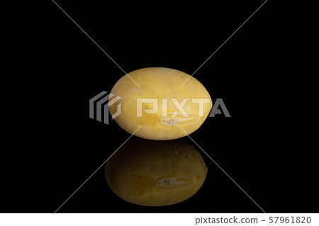 Raw yellow soya bean isolated on black glass 57961820