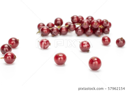 Fresh dark redcurrant isolated on white 57962154