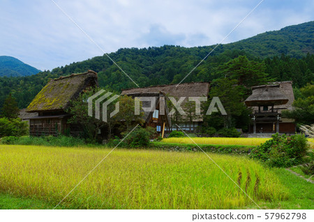 白川鄉名次寺 57962798
