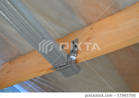 Installation of a metal profile for drywall Installation of a metal profile for drywall 57965700