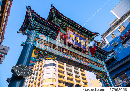Yokohama cityscape of Japan I look at Yokohama Chinatown (the Chaoyang gate) Yokohama cityscape of Japan I look at Yokohama Chinatown (the Chaoyang gate) 57968668