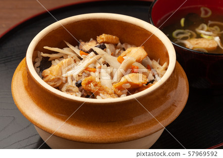 Gomoku pot rice 57969592