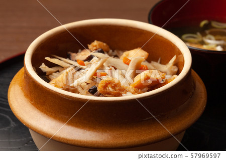 Gomoku pot rice 57969597
