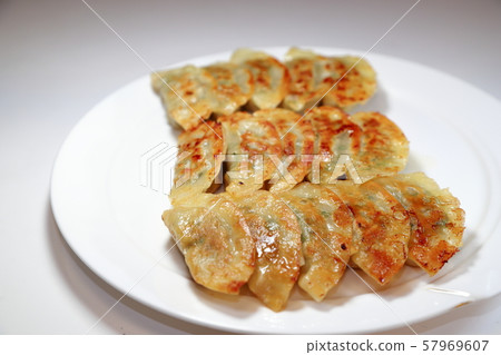 餃子 57969607