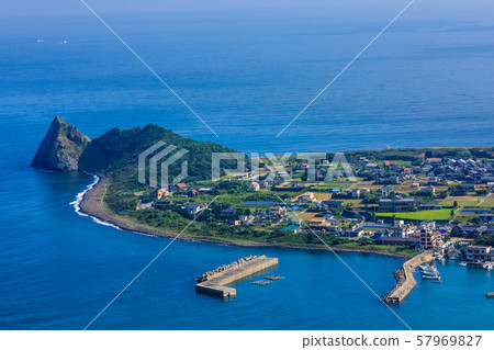 View from Mt. Tateishi [Itoshima City, Fukuoka Prefecture] 57969827