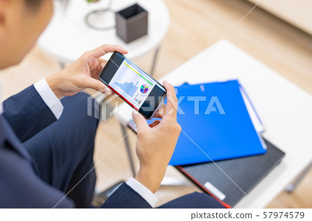 Business image Smartphone Graph Faceless Digitization IT 57974579