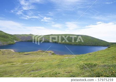 白馬大池周圍的風景（白馬山脈，長野縣北Azumi） 57975259