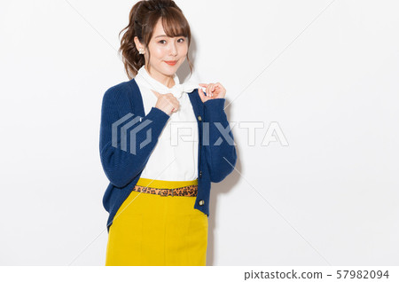 女性時尚肖像 57982094