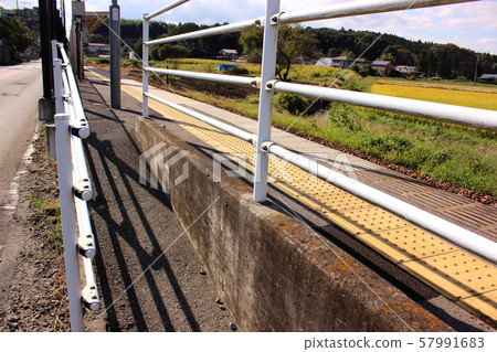 烏山線千山站的入口（1） 57991683