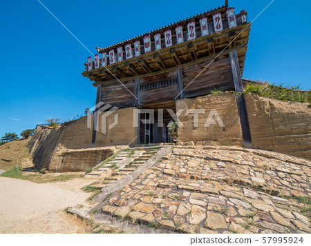 鬼野城堡 57995924