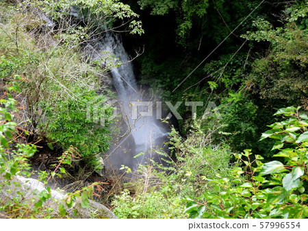 Hakone's unexplored serpentine valley Dazai stone bath Hakone's unexplored serpentine valley Dazai stone bath 57996554
