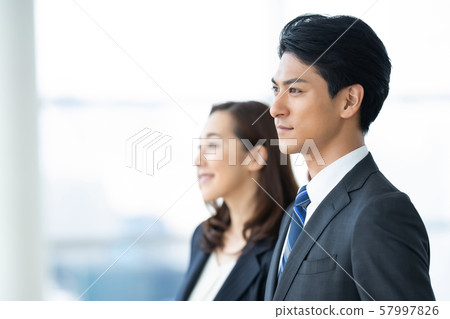 Business image Male employee Female employee 57997826