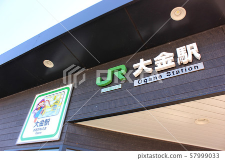 小ane線大山站的車站大樓(2) 小ane線大山站的車站大樓(2) 57999033