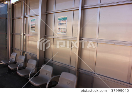 Hatakeyama Line Okane Station Home (1) Hatakeyama Line Okane Station Home (1) 57999040