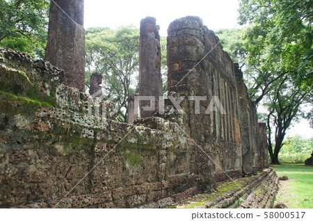 travel to sri satchanalai old city, sukhothai travel to sri satchanalai old city, sukhothai 58000517