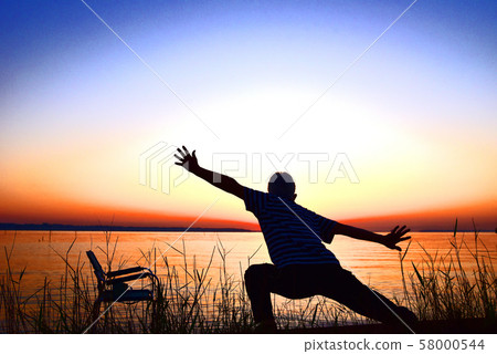 Exercise in the sun! 58000544