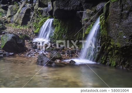 Pigeonang Falls, Pocheon, Gyeonggi-do 58001004